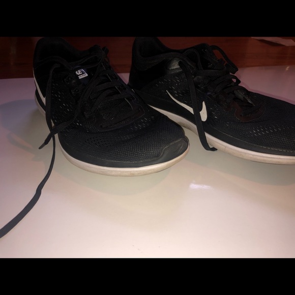 NIKE - Picture 5 of 6